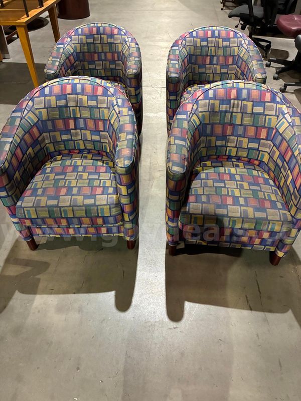 Chairs (1 of 6)