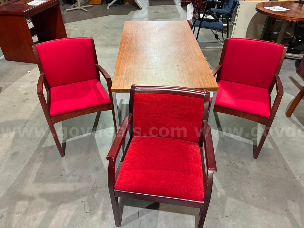 Table & Chairs