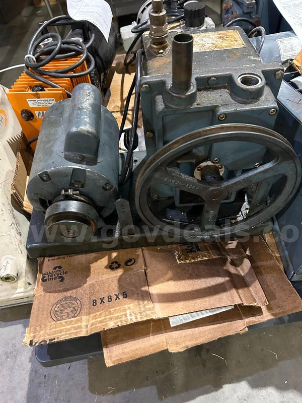 Vacuum Pump
