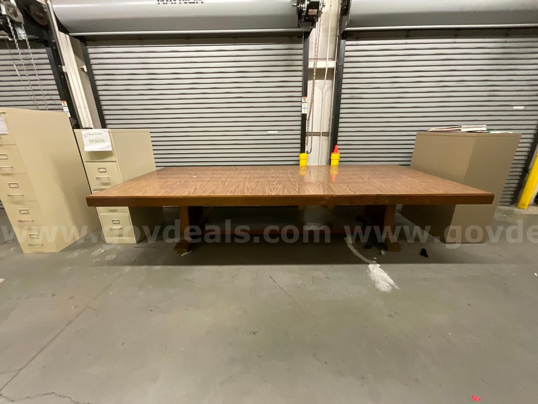 Miscellaneous Office Furniture *PIM Showroom/Dock*