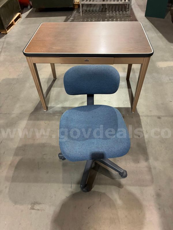 Chair & Desk