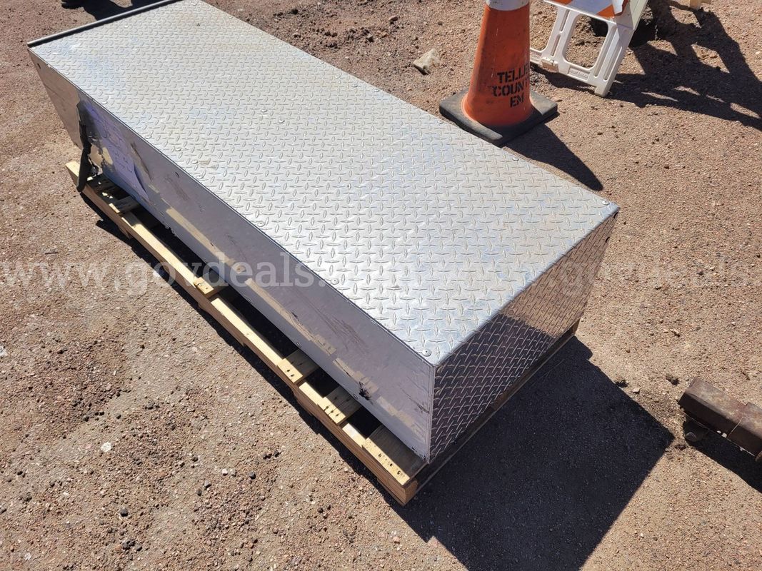 Tuffy Aluminum Truck Bed Crossover Toolbox
