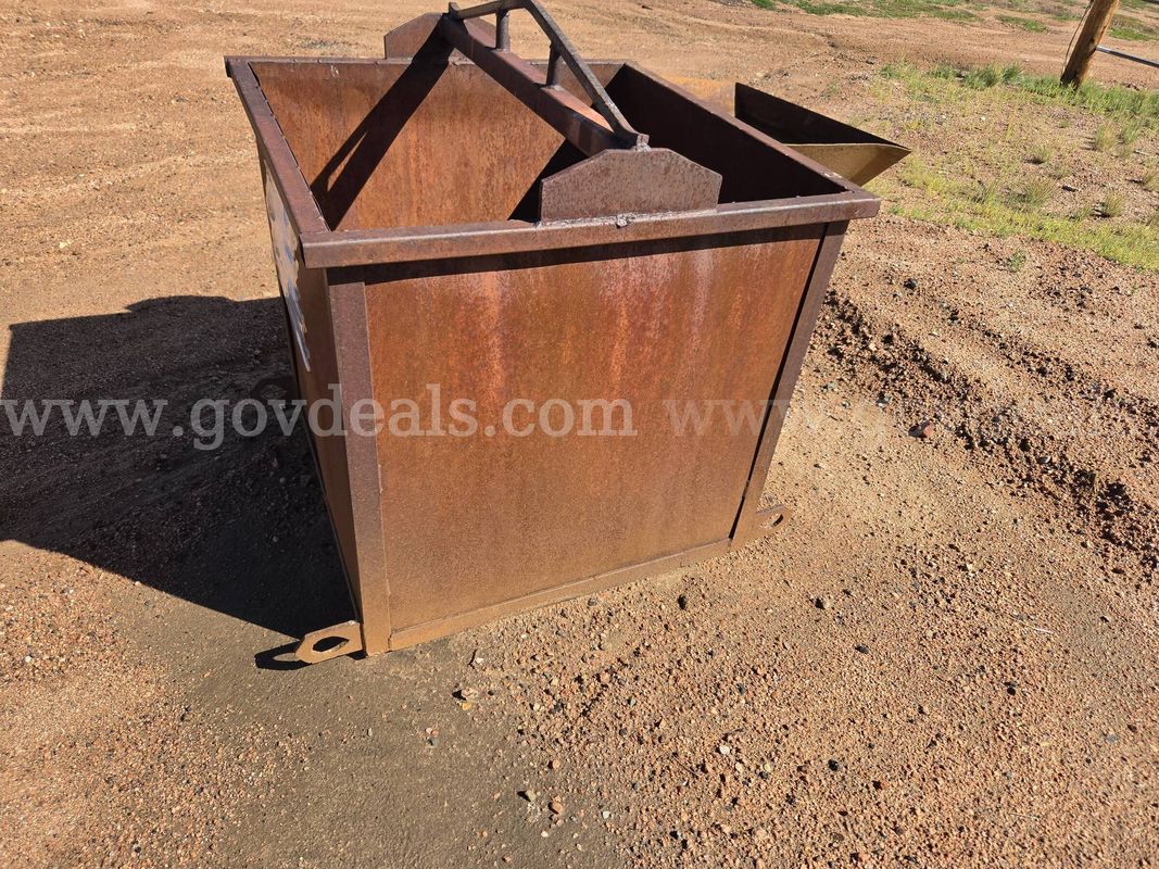 LARGE STEEL METAL BOXE