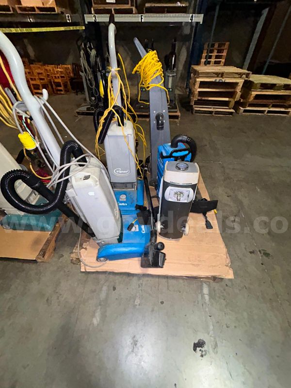 Vacuum Cleaners - Lot 2