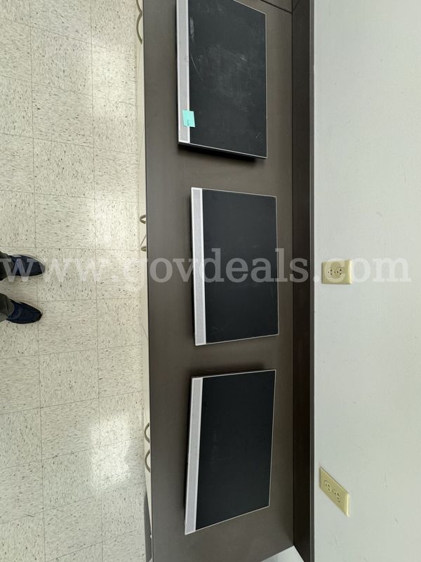 IT Surplus July - 29 items
