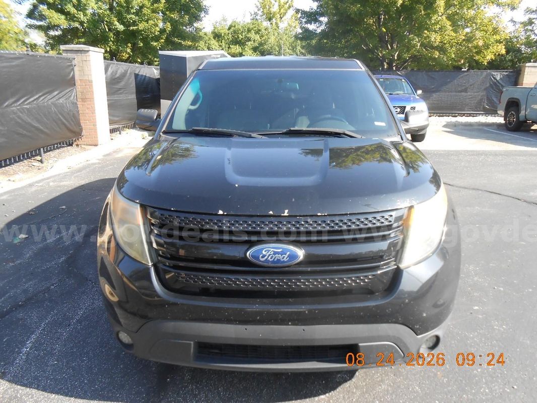 2014 Ford Explorer - Black