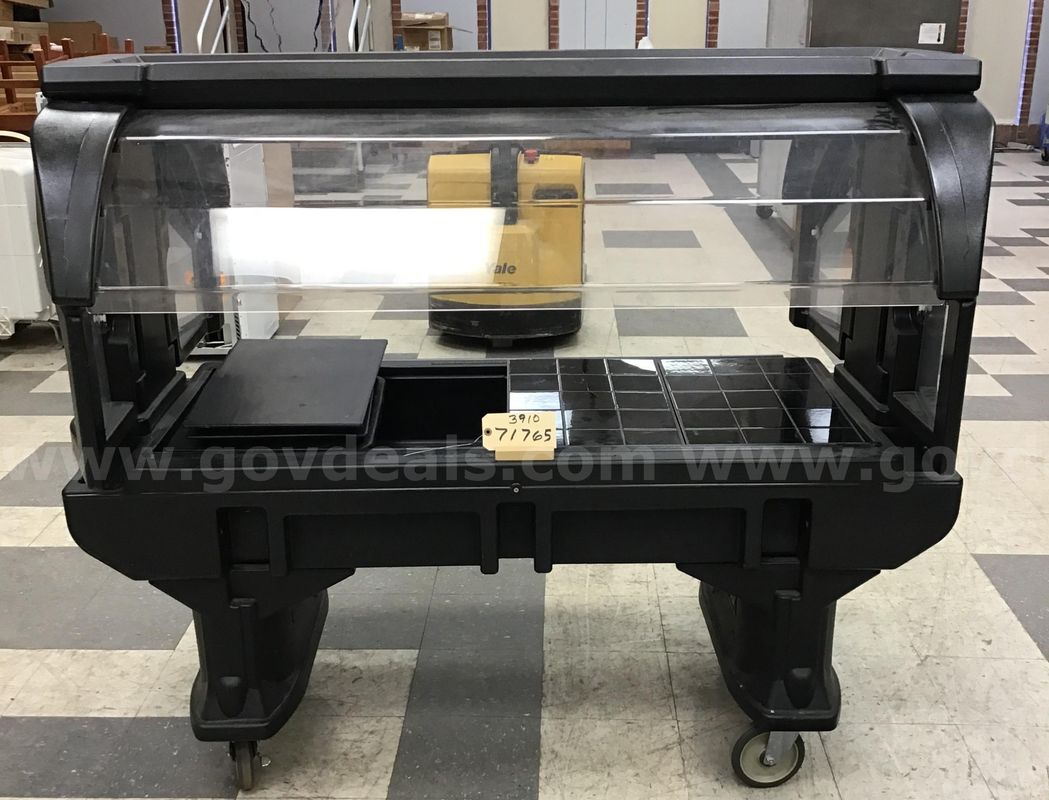 Cambro food bar