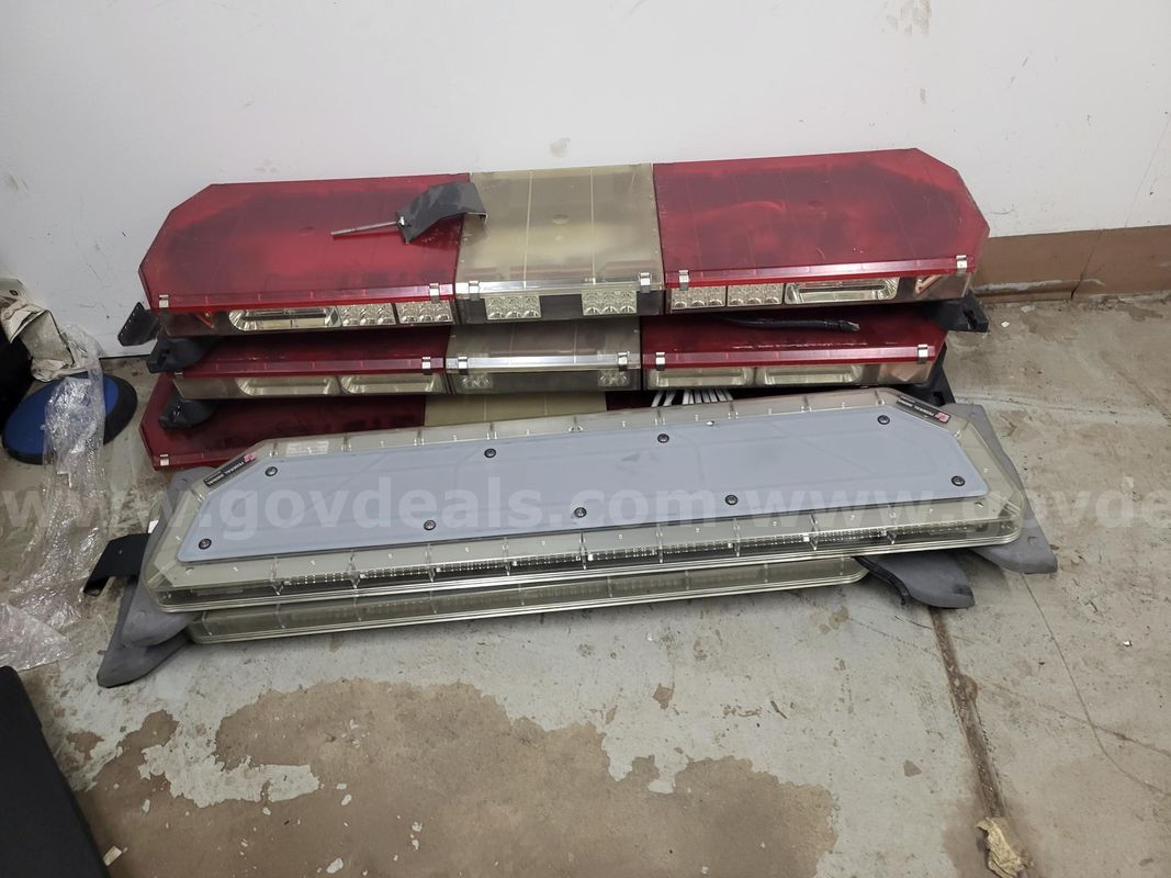 Lot of 5 strobe light bars