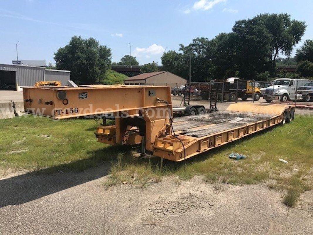 1983 Eager Beaver Lowboy Trailer