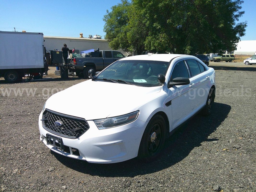 2016 Ford Taurus Police FWD