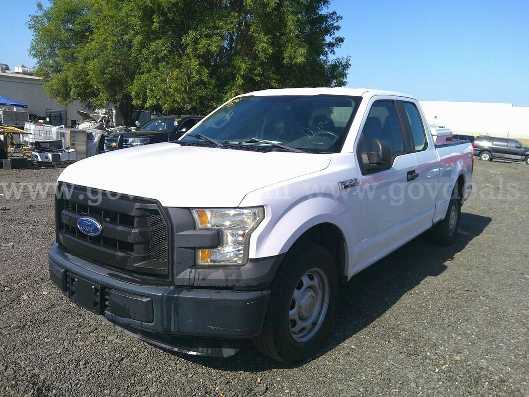 2015 Ford F-150 XL SuperCab 6.5-ft. Bed 2WD