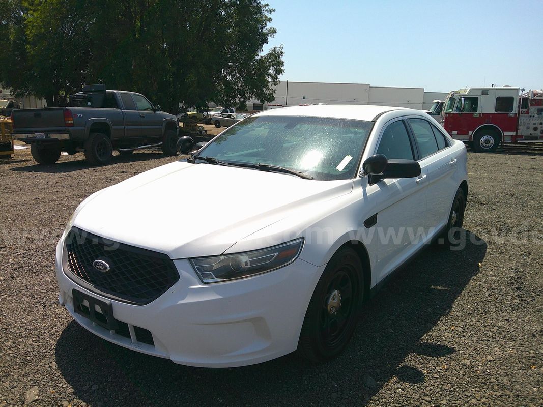 2016 Ford Taurus
