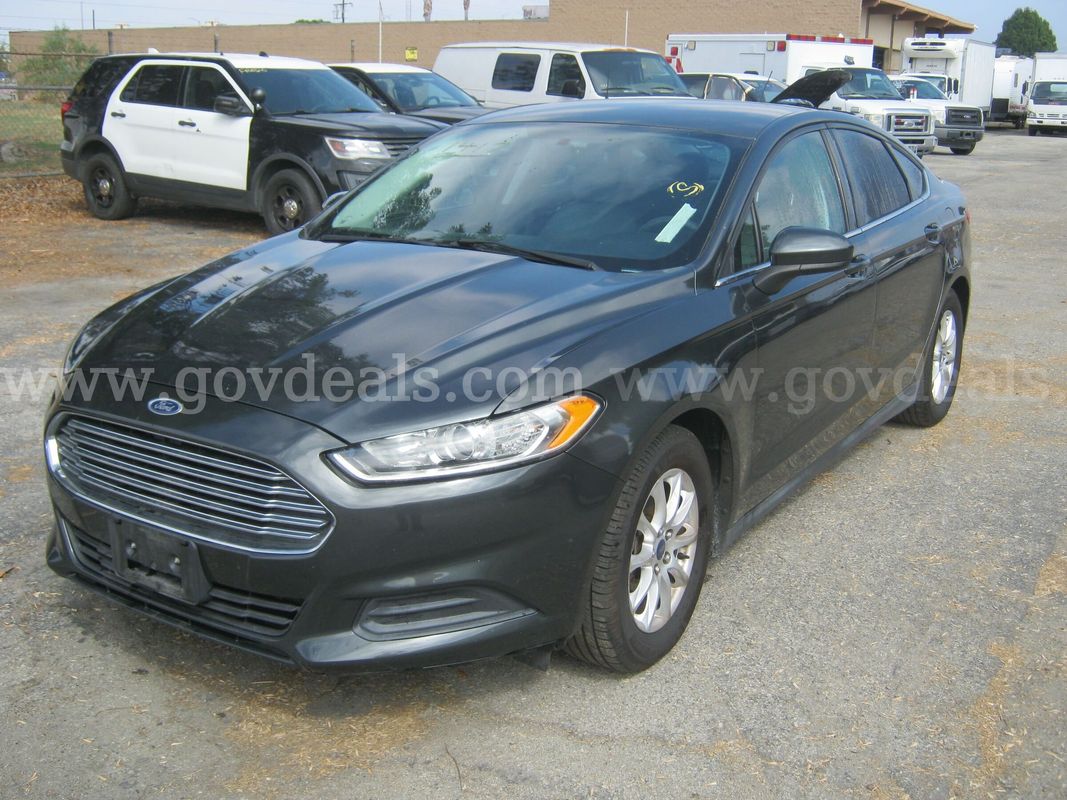 2015 Ford Fusion S