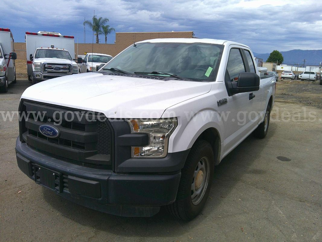 2015 Ford F-150 XL SuperCab 6.5-ft. Bed 2WD