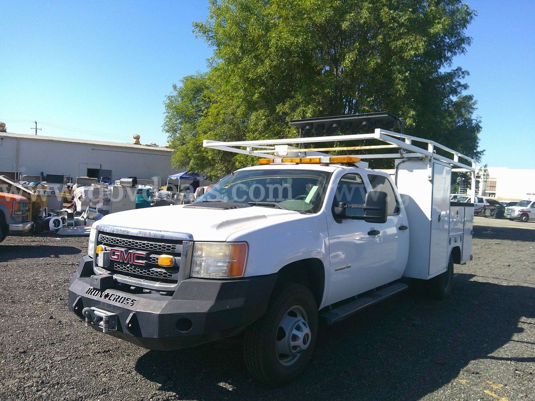 2014 GMC Sierra 3500HD Work Truck Crew Cab Long Box 4WD