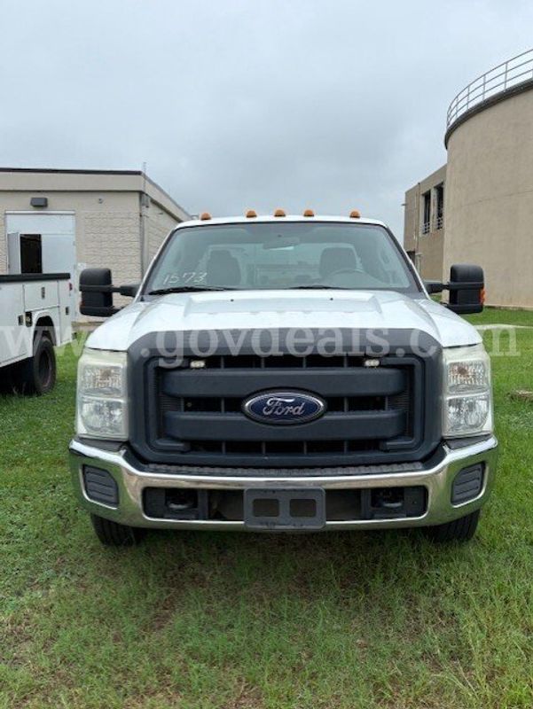 Ford F-250 SRW 4x2 Supercab WT