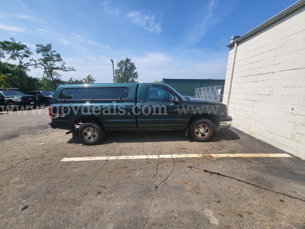 2004 Chevrolet Silverado 1500 Long Bed 4WD
