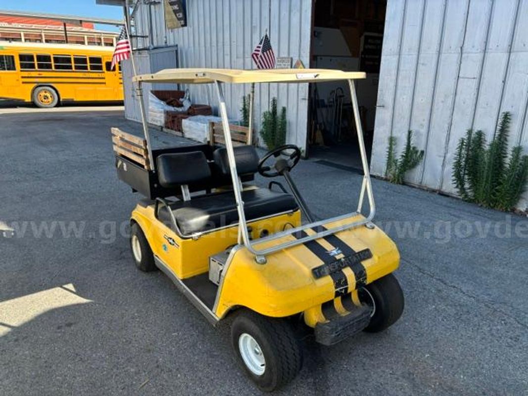 1997 Club Car DS 48V Electric Utility Golf Cart w/Cargo Bed & Chargers (Condition Unknown)