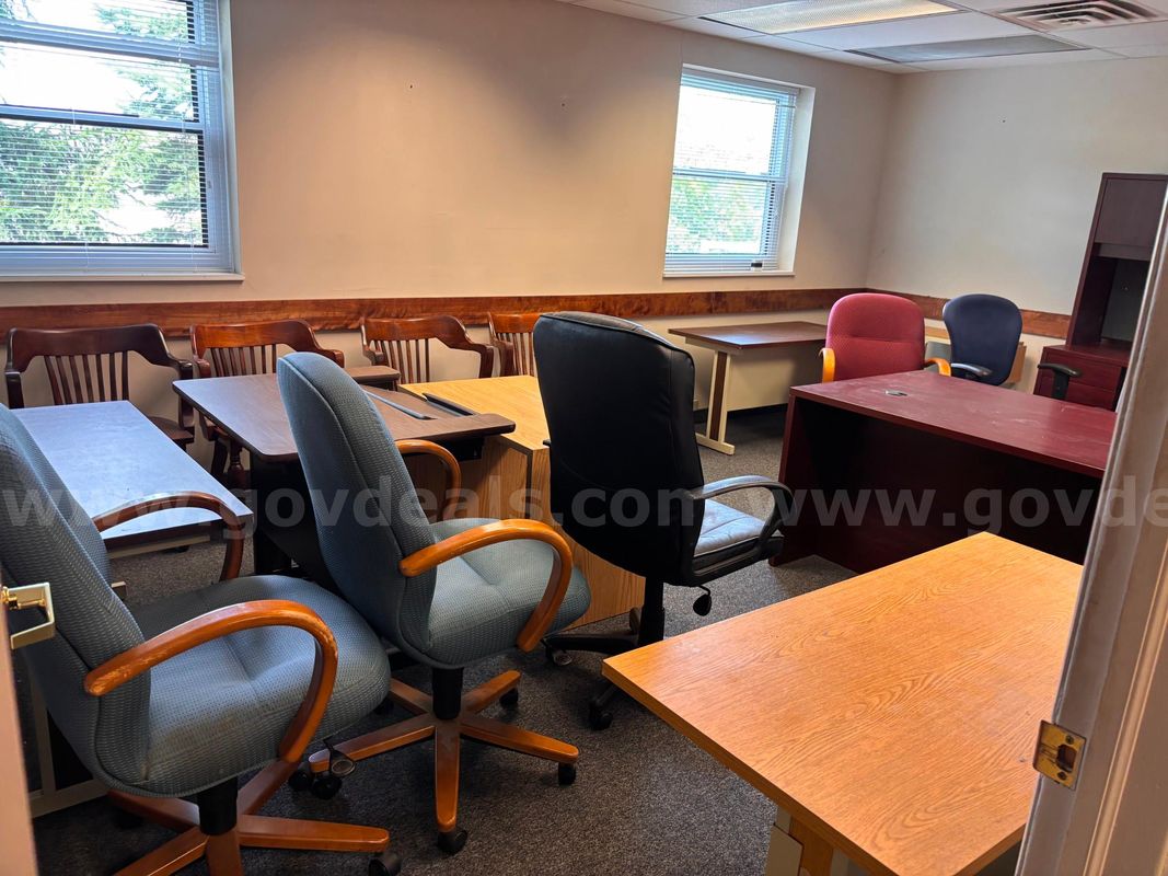 Assorted Office Furniture