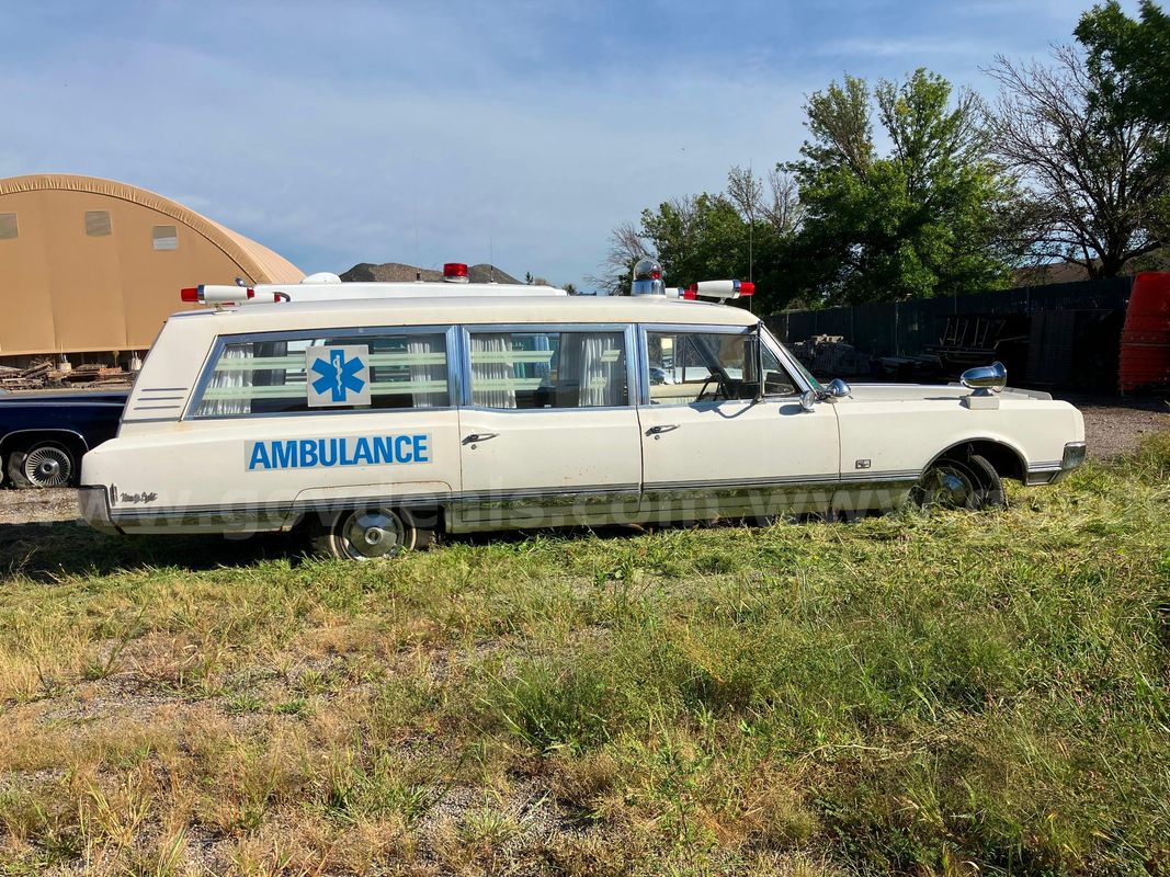 1966? oldsmobile 98 ambulance