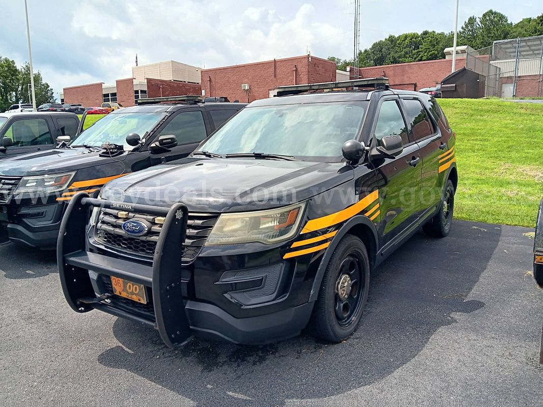2016 Ford Explorer