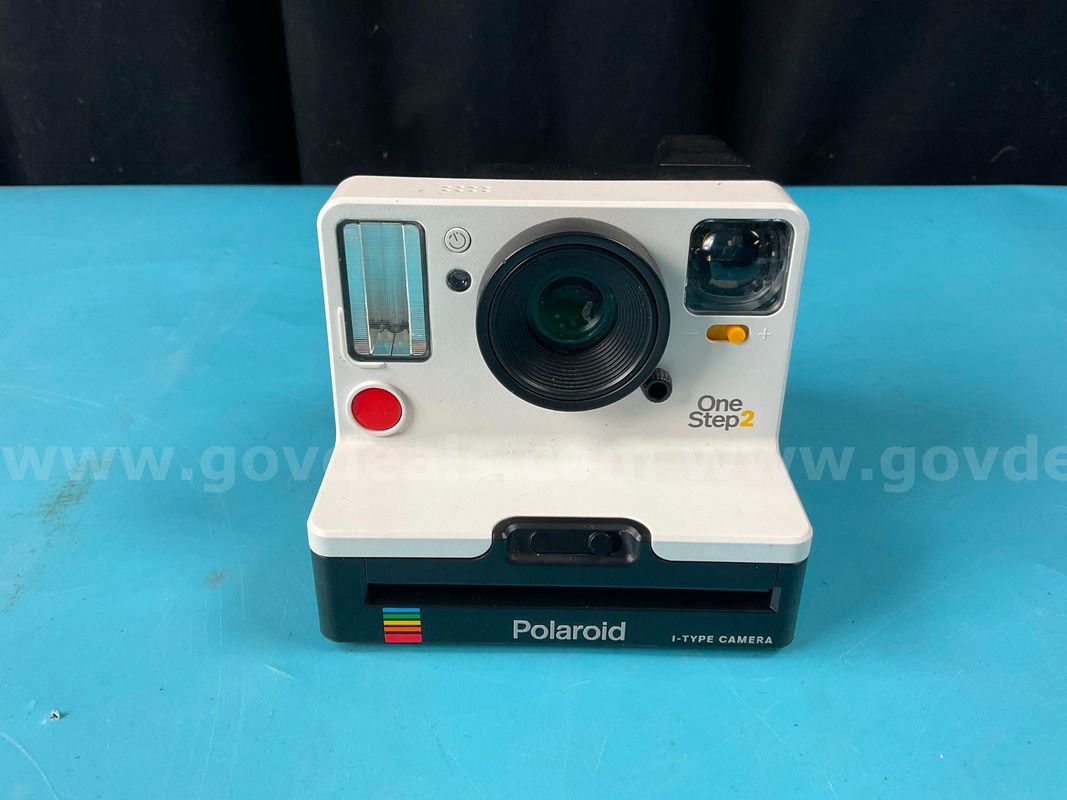 Polaroid OneStep 2 I-Type Camera, Powers On