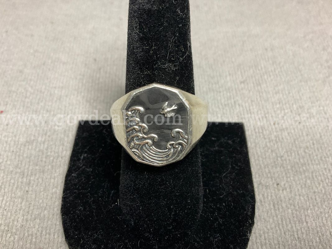 Sterling Silver Fashion Ring Labeled David Yurman, Weight 9.56g, Size 9