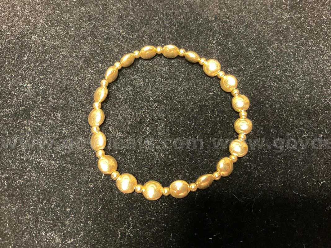 Gold Bracelet Size 6.25", Weight 4.01g