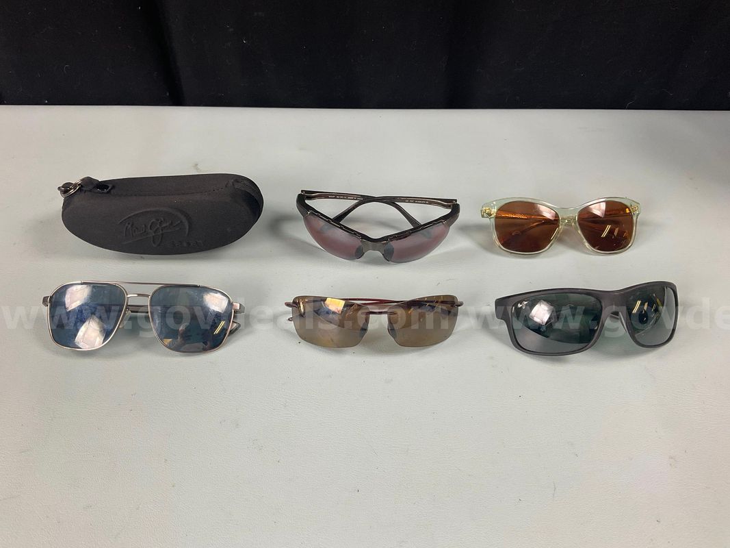5 - Fashion Sunglasses Labeled as Maui Jim and Costa: 3 - Maui Jim (1 - With Case, 1 - Damaged) and 2 - Costa