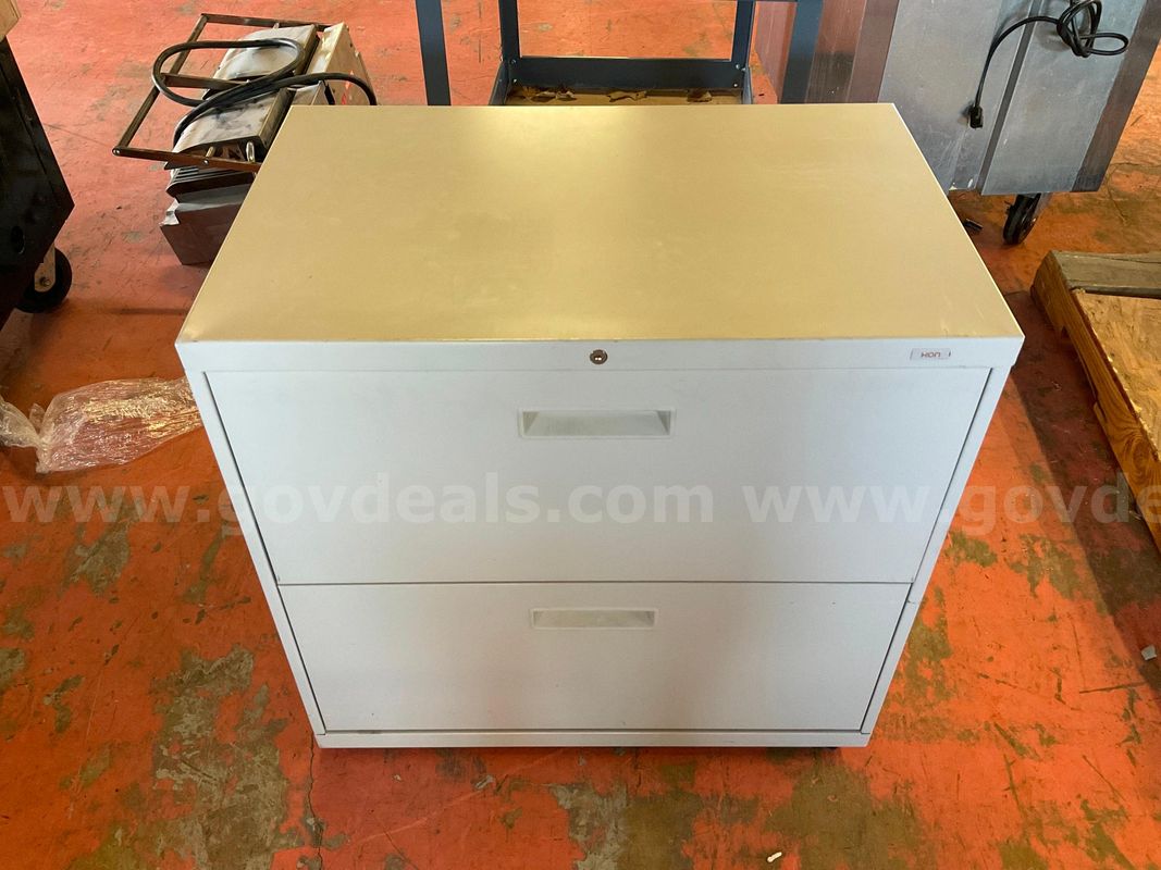 HON Filing Cabinet with Keys and Hardware, Size 30" x 19" x 29"