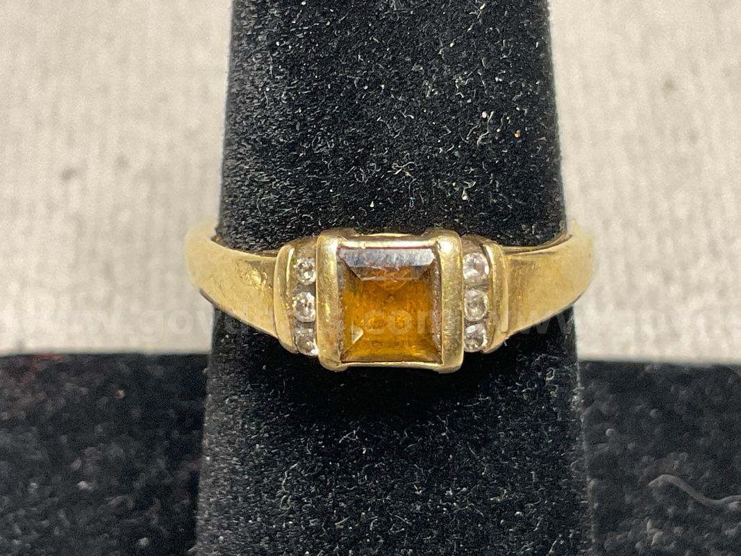 Gold Ring with Diamonds and Stone, Weight 2.22g, Size 6.5