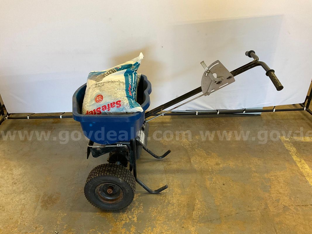 Chapin Salt Spreader with 2 - Bags of Safe Step Ice Melter (Wheels Stuck)