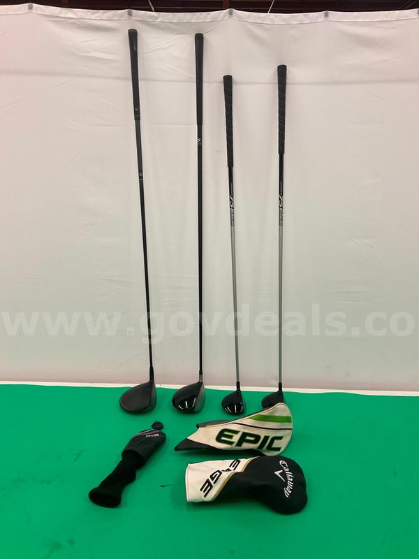 4 - Golf Clubs from TaylorMade and Callaway with 3 - Head Covers