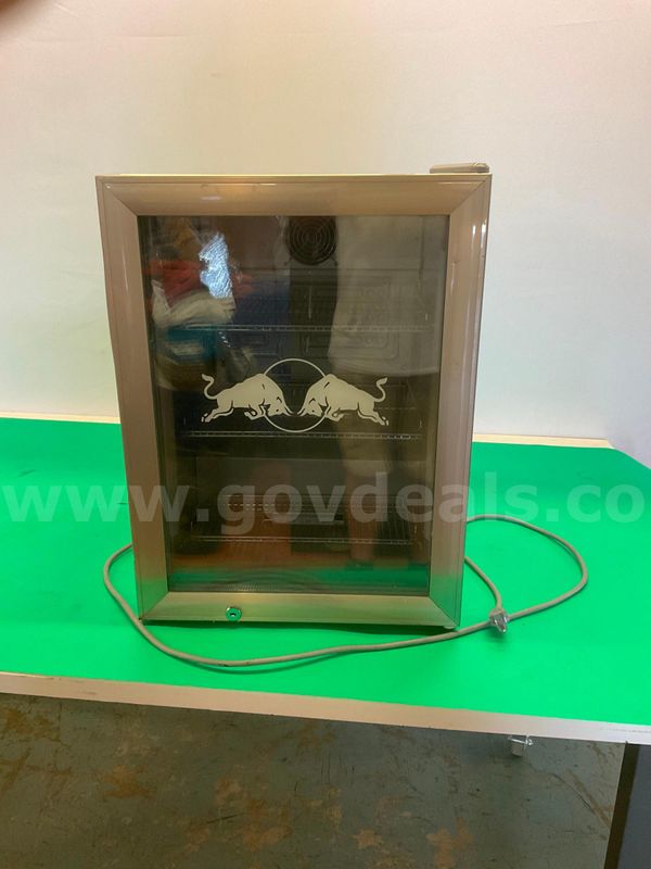 Style 2 Cooler Promotional Mini Fridge, Model SC-2 with Red Bull Energy Logo, Powers On (Damaged Trim)