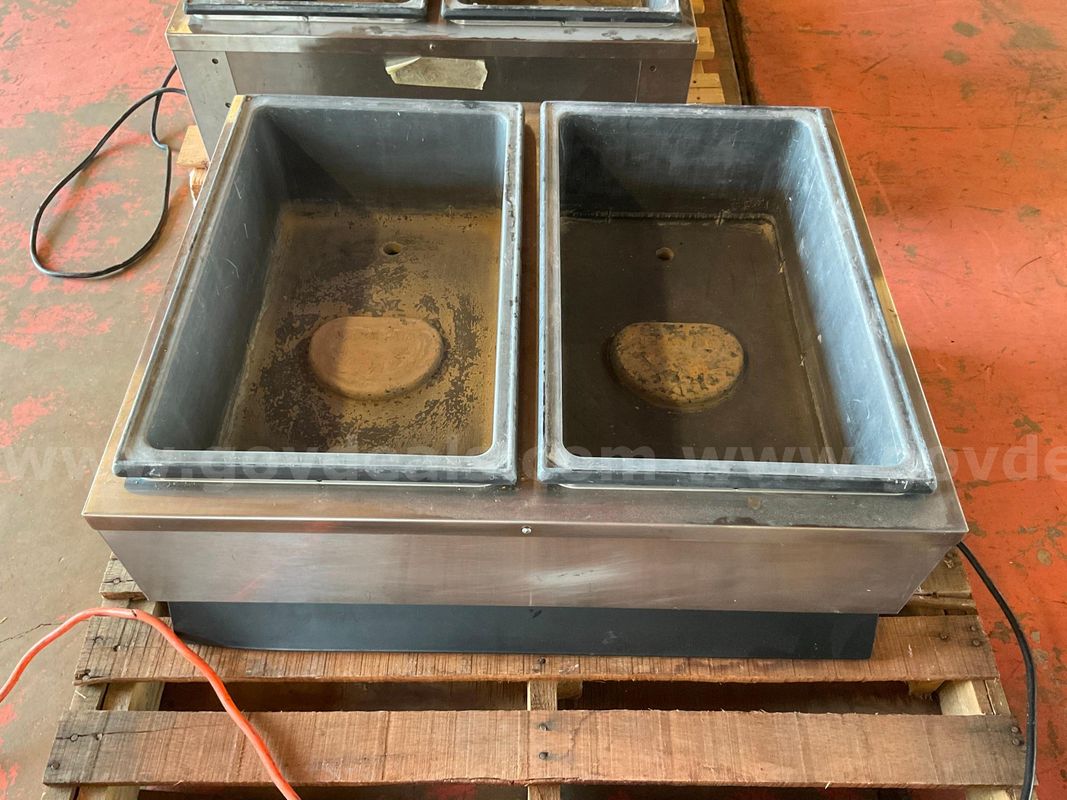 Vollrath Food Warmer Model CD 105D, Powers On