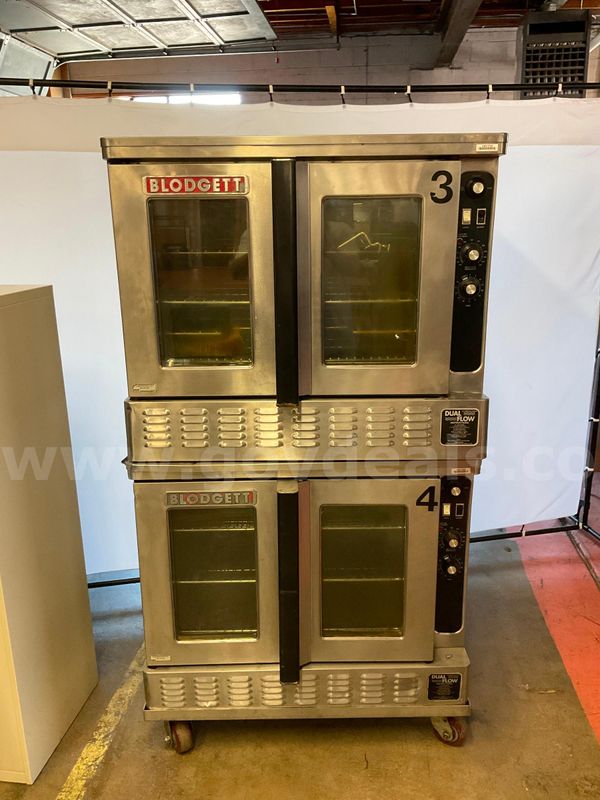 Blodgett Double-Deck Gas Convection Ovens, Both Power On (Damaged Trim)