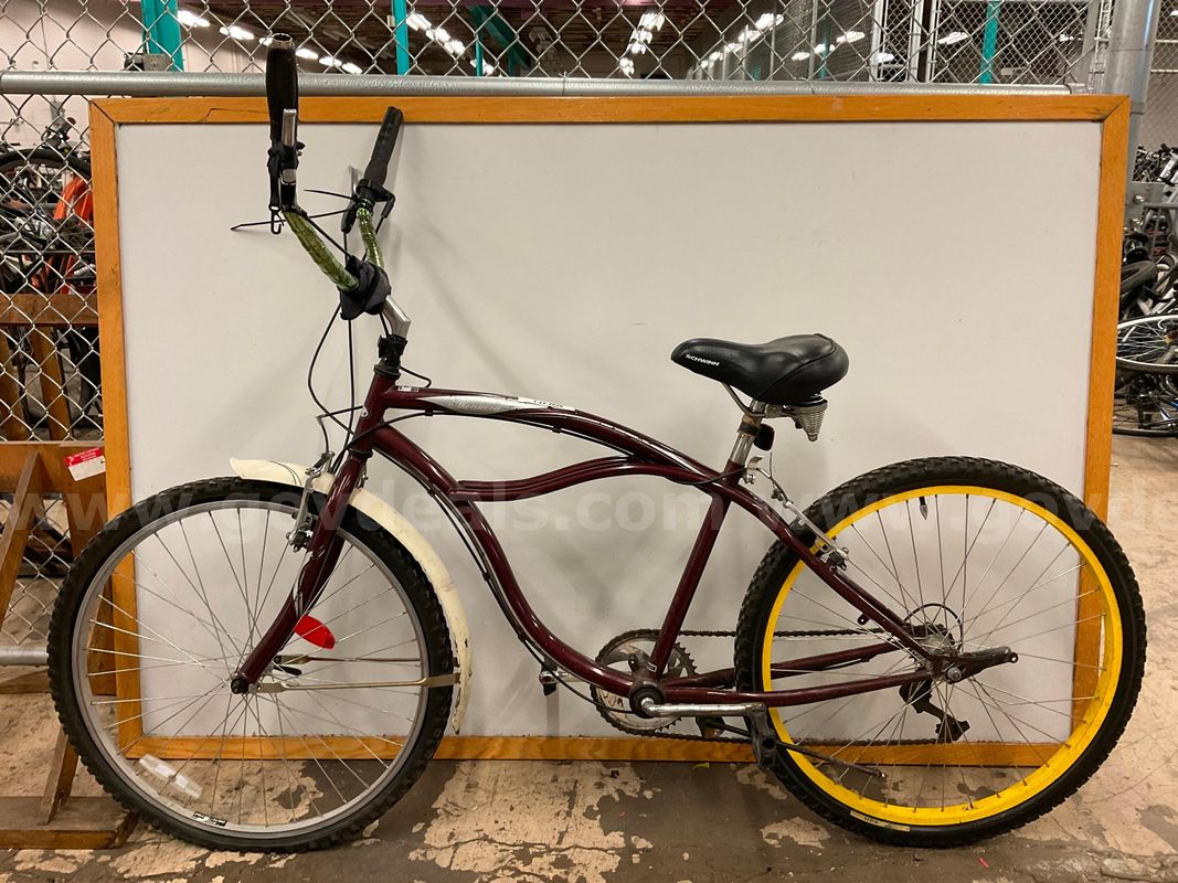 Pacific Bicycles, CT 15" (Damaged Pedals)