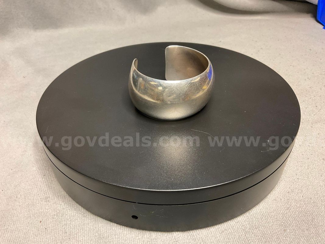 Sterling Silver Fashion Bangle Labeled Mary-Rita Padilla, Weight: 50.99 Grams, Size: 6"