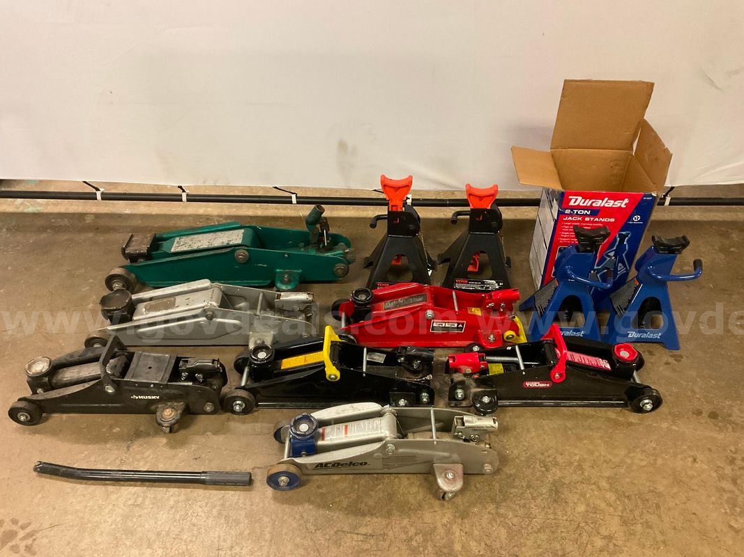 Lot of Misc Jack Stands & Floor Jacks