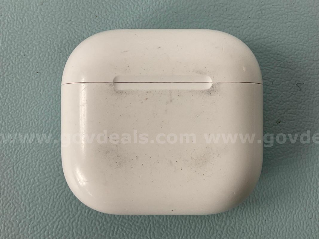 Apple AirPods Gen 4 with Wireless Charging Case, Model: A3059