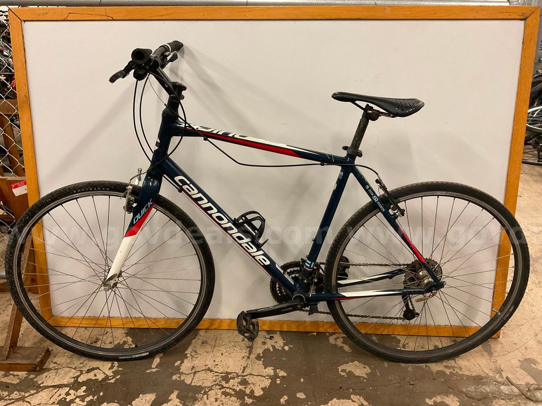 Cannondale Quick Bicycle, Frame Size XL, CT 22"