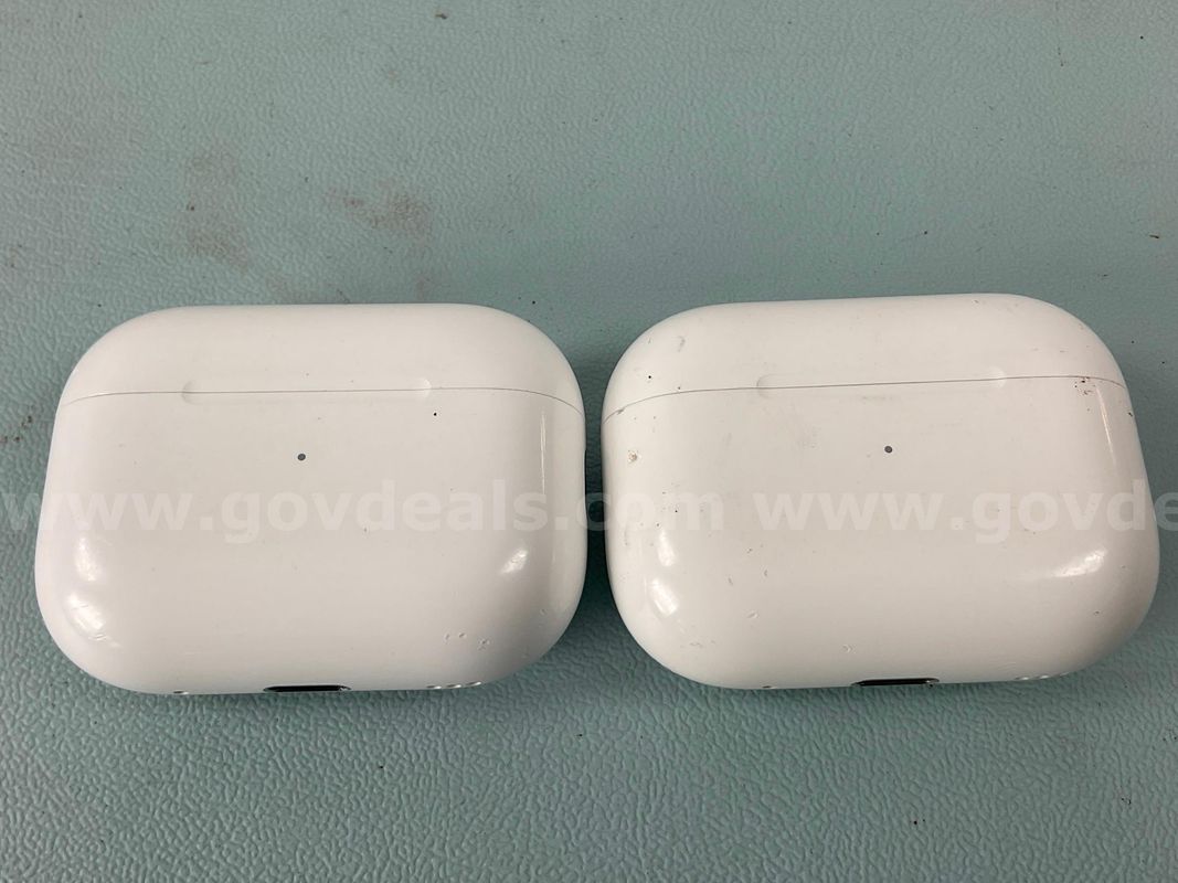 Apple AirPods Pro 2 with MagSafe Charging Case, Model: A2968