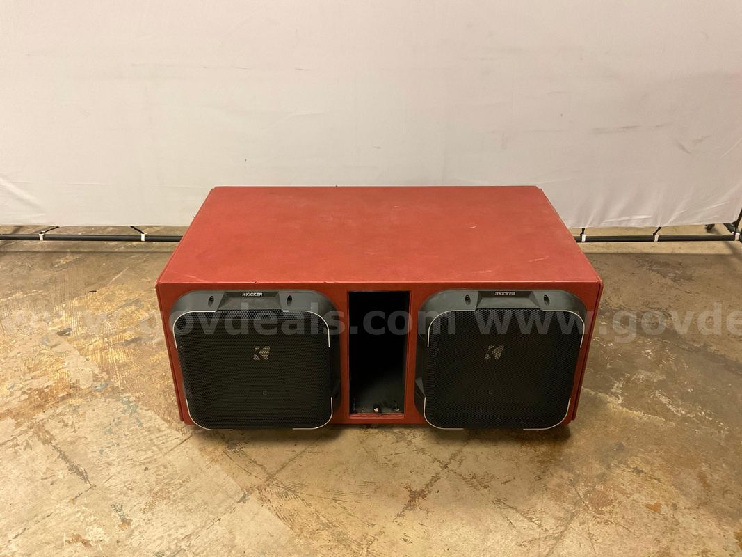2 - Kicker 15" Subwoofers in Box
