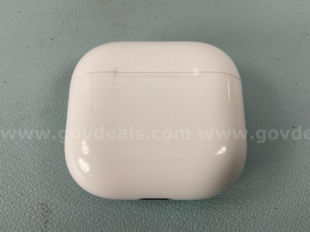 Apple AirPods Gen 4 with Wireless Charging Case, Model: A3058