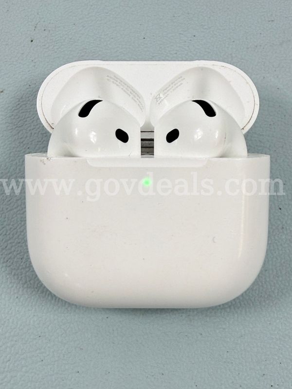 Apple AirPods Gen 4 with Wireless Charging Case, Model: A3059