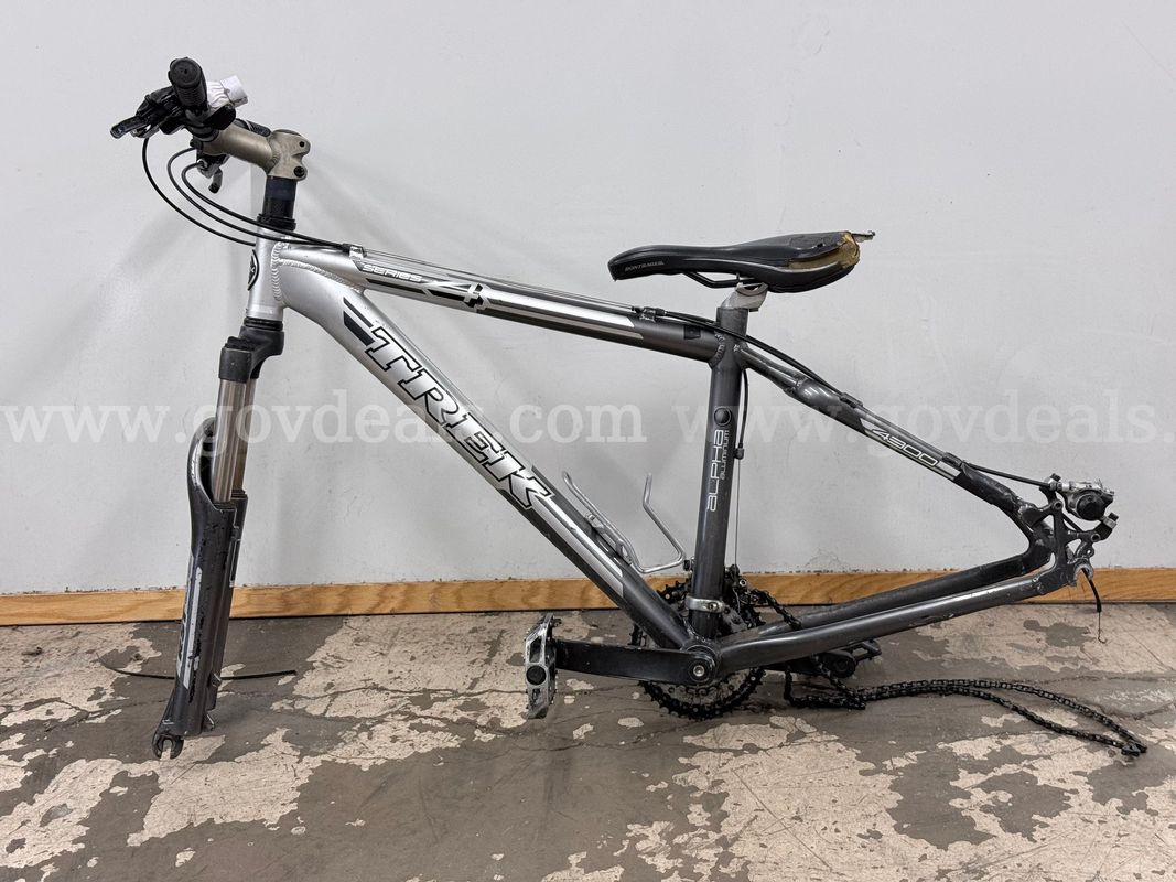 Trek Series 4 4300 Bicycle Frame, CT 17"