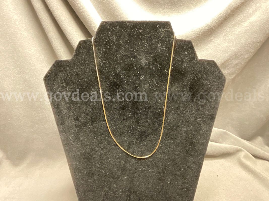 Gold Necklace, 16", 1.55 Grams