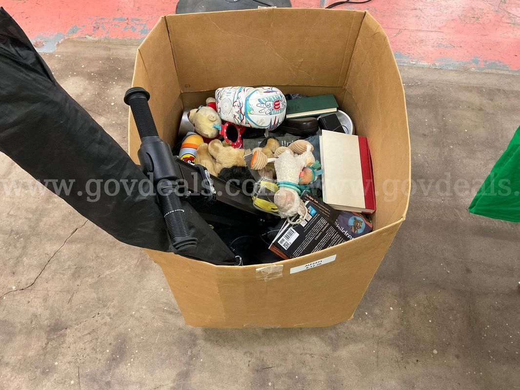Lot of Misc Lost & Found Items