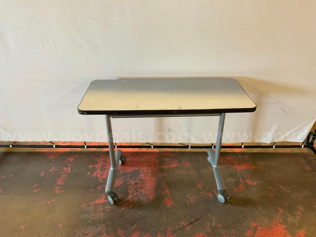Virco Nesting Rolling Table