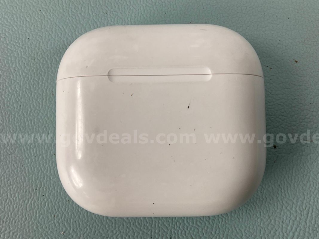 Apple AirPods Gen 4 with Wireless Charging Case, Model: A3058